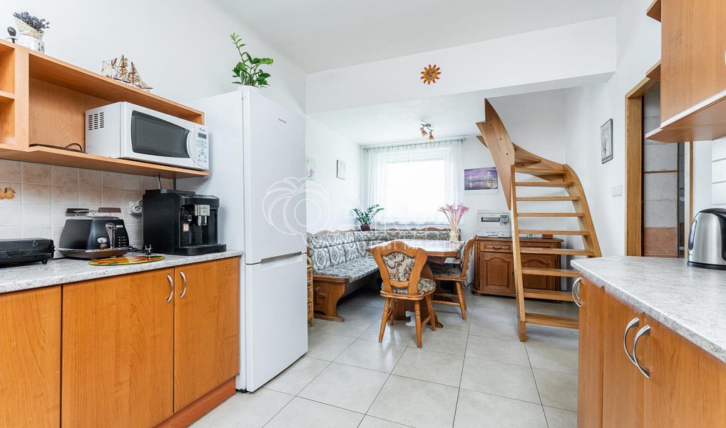 Prodej domu 180 m² s pozemkem 2 065 m², Velký Chlumec – náhled fotky 12