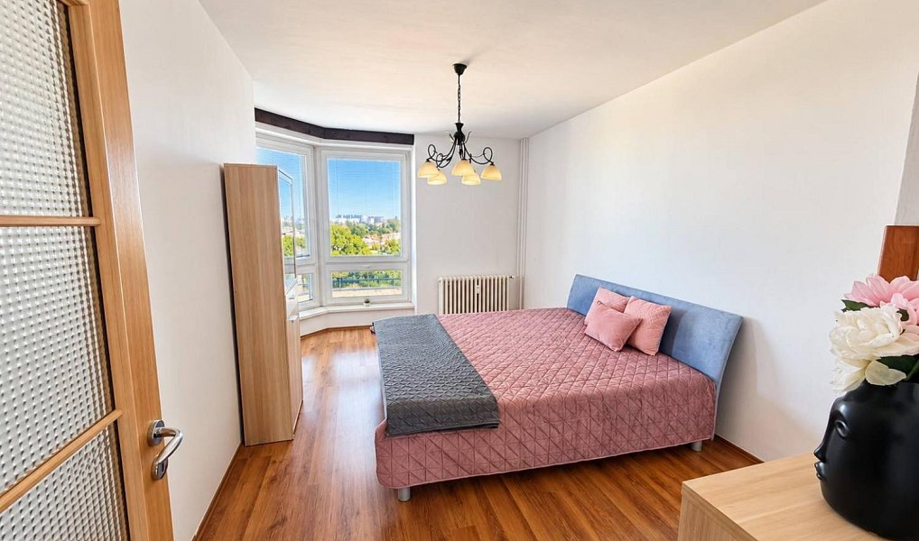 Prodej bytu 3+1 78 m², Pardubice – náhled fotky 4