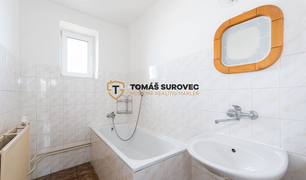 Prodej domu 265 m² s pozemkem 977 m², Tichov – náhled fotky 5