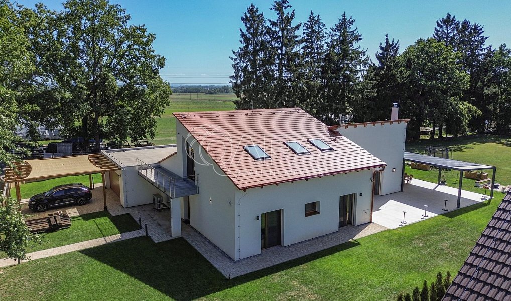 Prodej domu 350 m² s pozemkem 3 414 m², Libějovice – náhled fotky 4