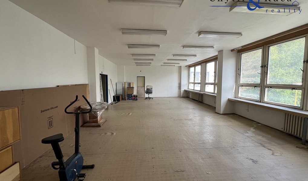 Prodej skladovacích prostor 2 156 m², Vsetín – náhled fotky 10