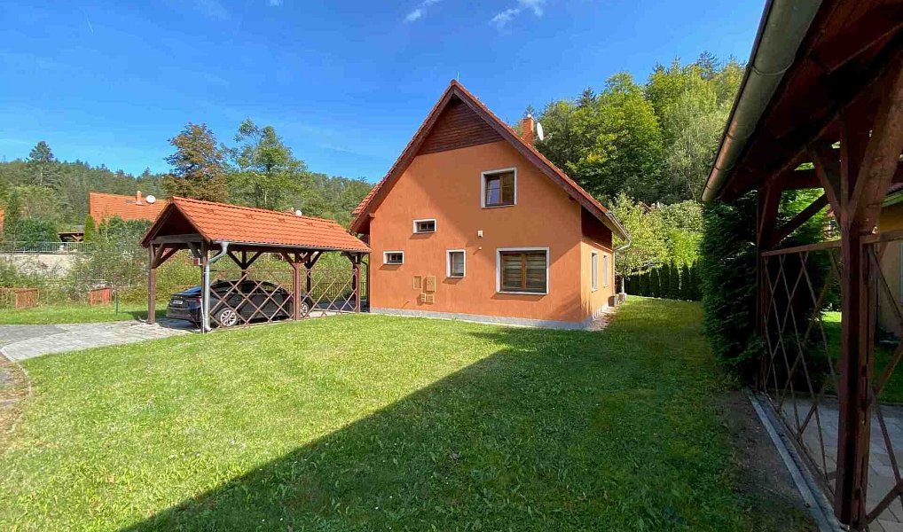Prodej domu 140 m² s pozemkem 528 m², Karlovy Vary – náhled fotky 2