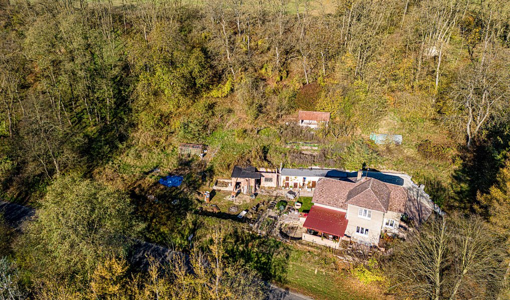 Prodej stavebního pozemku 1 987 m², Kropáčova Vrutice – náhled fotky 9