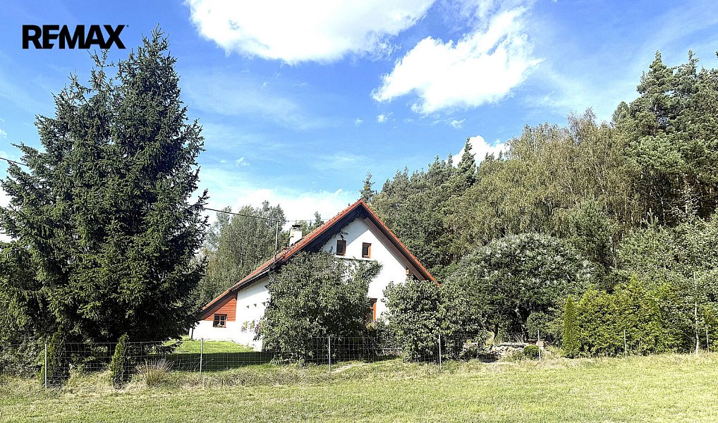 Prodej domu 120 m² s pozemkem 2 546 m², Radošovice – náhled fotky 2