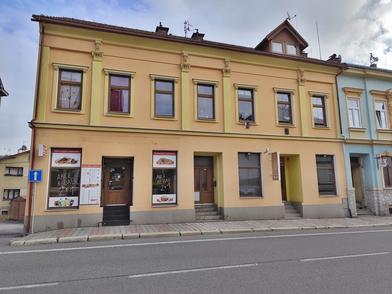 Pronájem obchodních prostor 70 m²