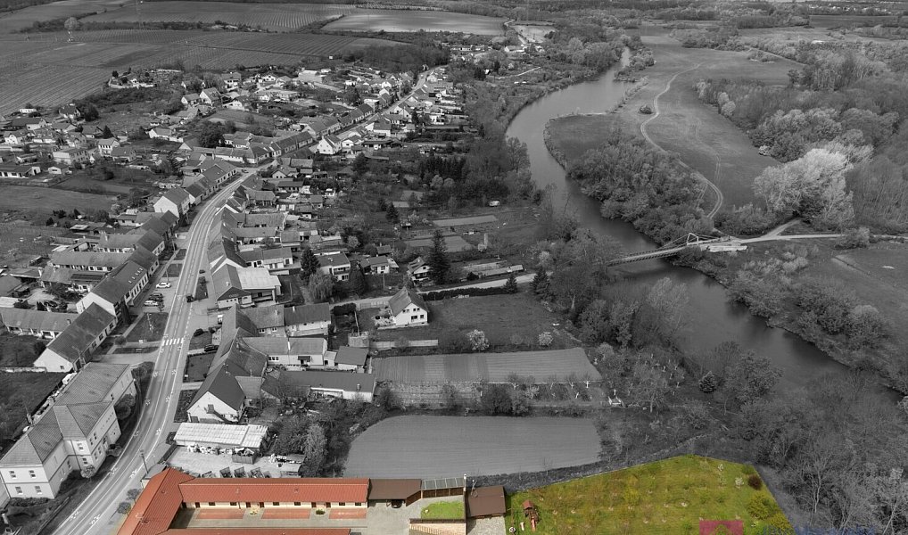 Prodej ubytovacího objektu 664 m², Bulhary – náhled fotky 10