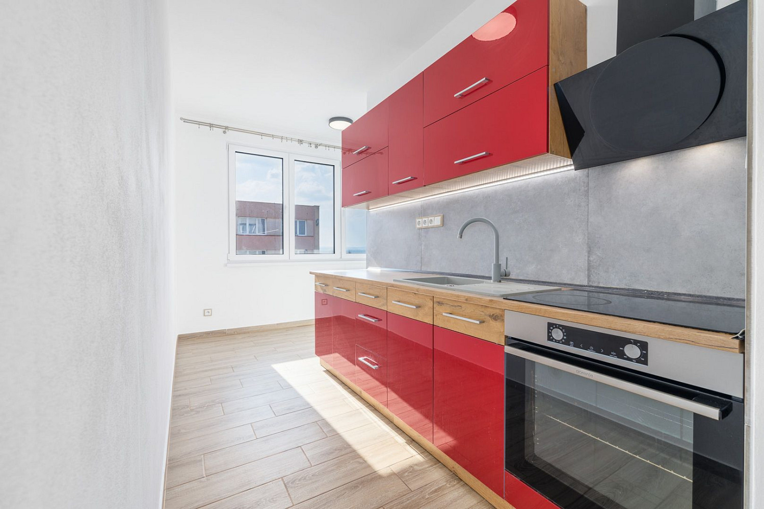 Pronájem bytu 2+1 56 m² — photo 3