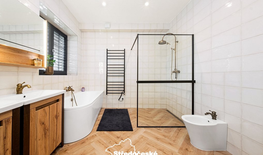 Prodej domu 240 m² s pozemkem 784 m², Polerady – náhled fotky 6