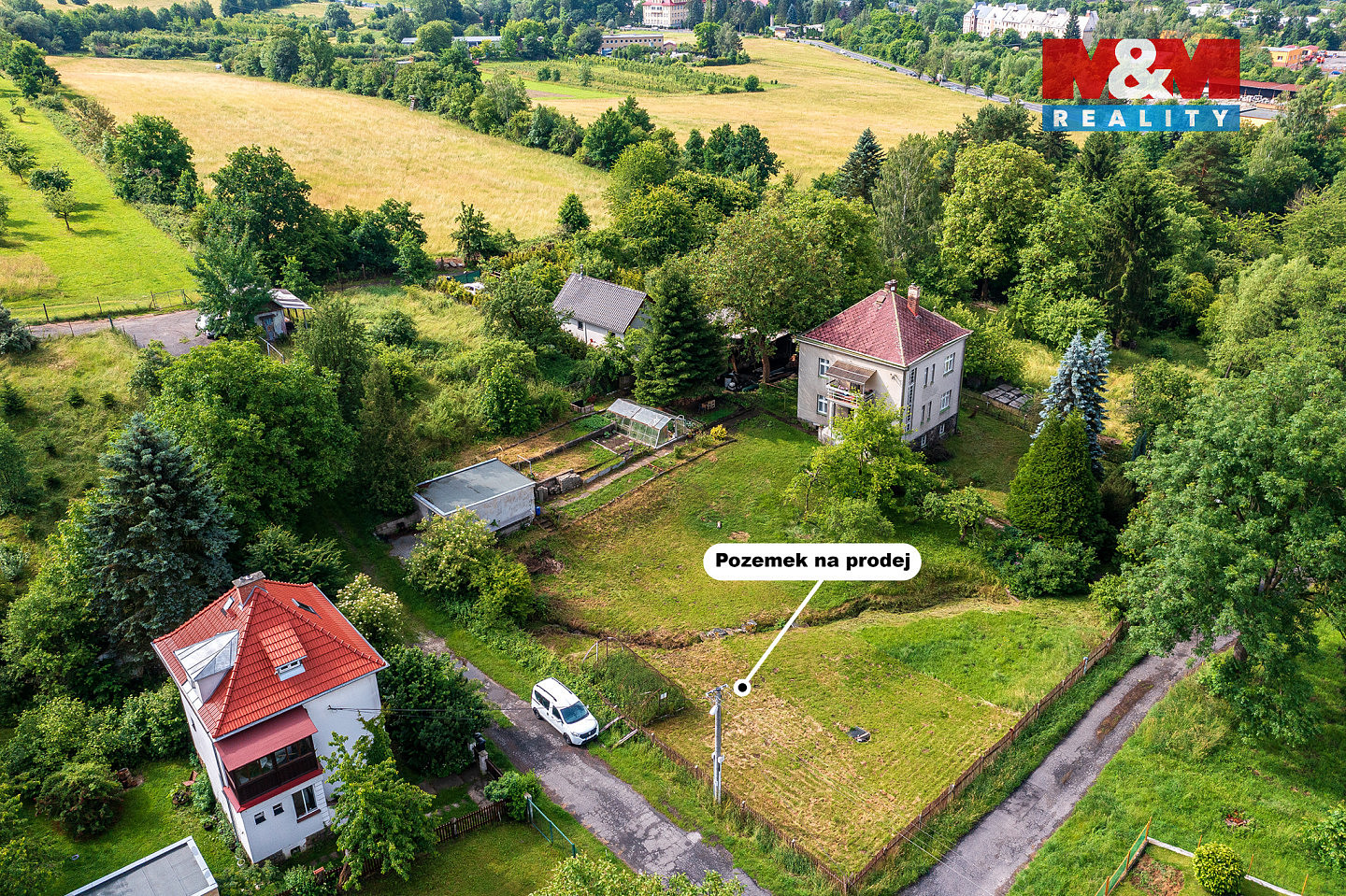 Prodej stavebního pozemku 760 m² — photo 3