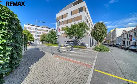 Pronájem bytu 1+kk 31 m², Václavská, Kolín - Kolín III