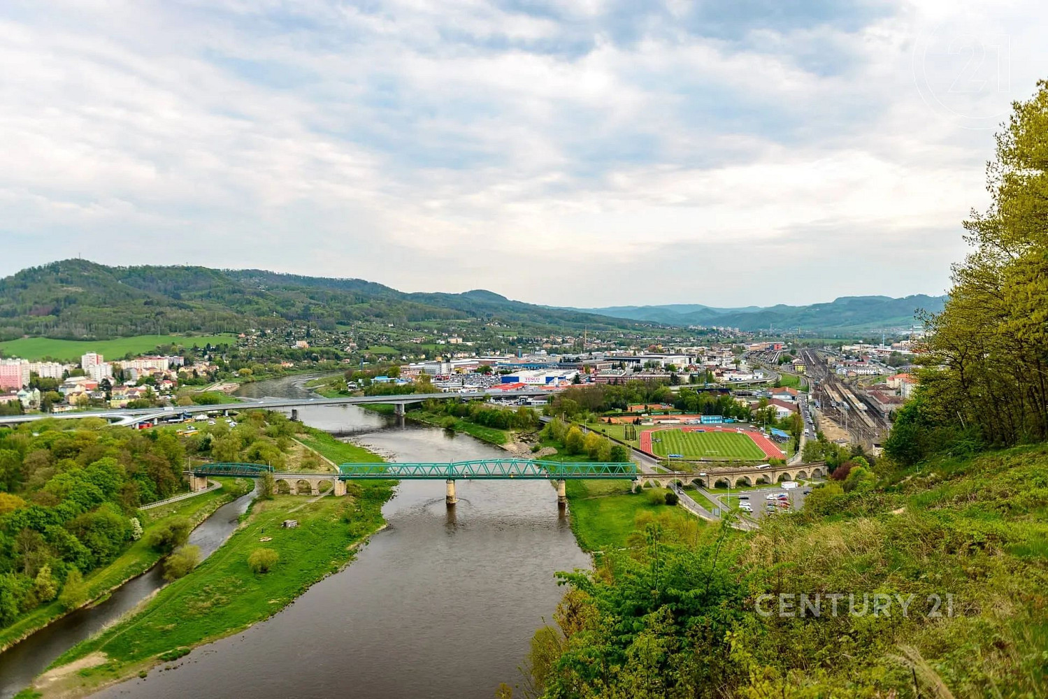 Prodej stavebního pozemku 1 070 m² – fotografie 5