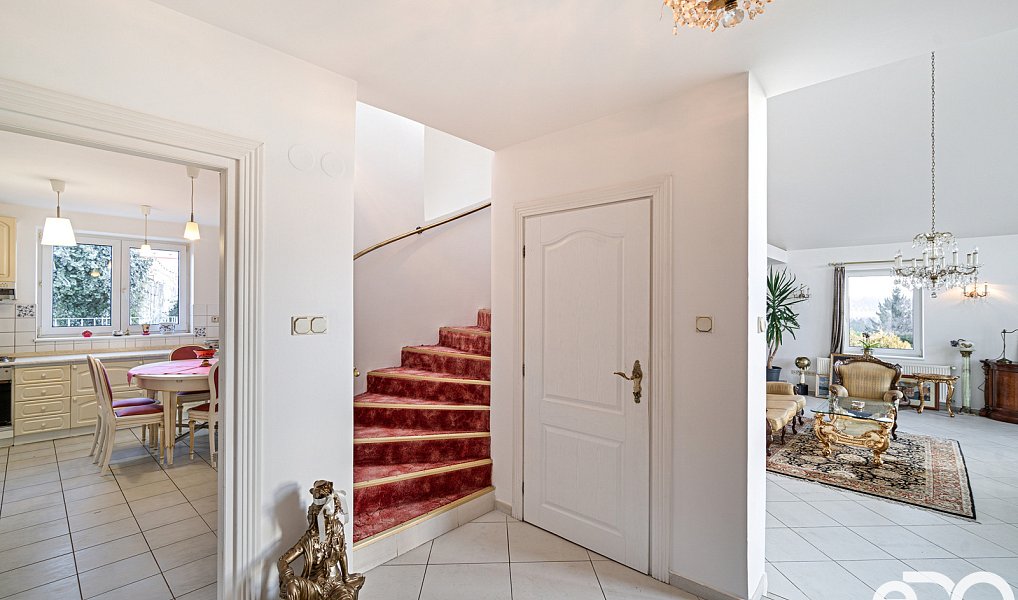 Prodej domu 388 m² s pozemkem 1 730 m², Senohraby – náhled fotky 21