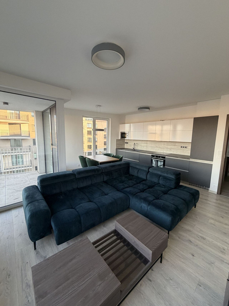 Pronájem bytu 2+kk 60 m² – fotografie 3