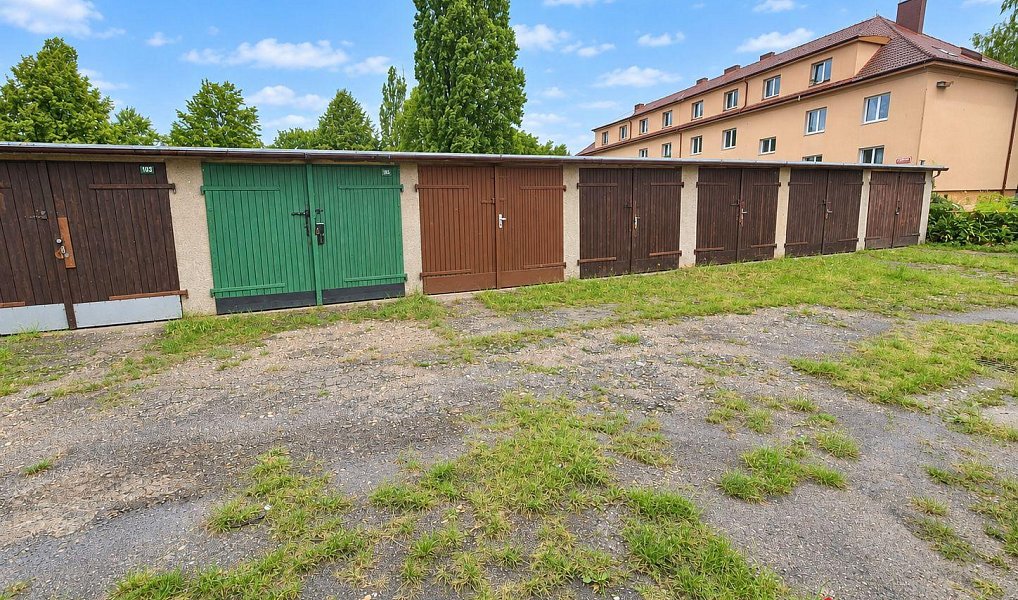 Prodej garáže 18 m2, v garážovém komplexu, Lužanská ulice, Praha 19, Kbely, Praha – náhled fotky 11