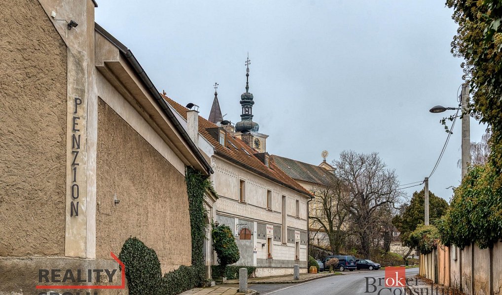Prodej domu 579 m² s pozemkem 1 059 m², Středokluky – náhled fotky 16