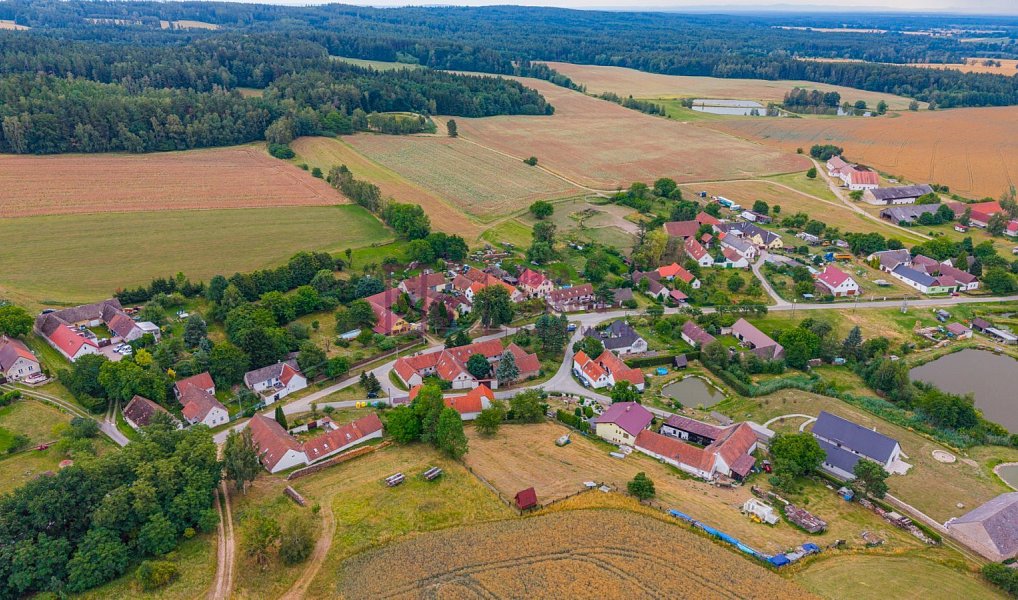 Prodej domu 566 m² s pozemkem 1 204 m², Pluhův Žďár – náhled fotky 45