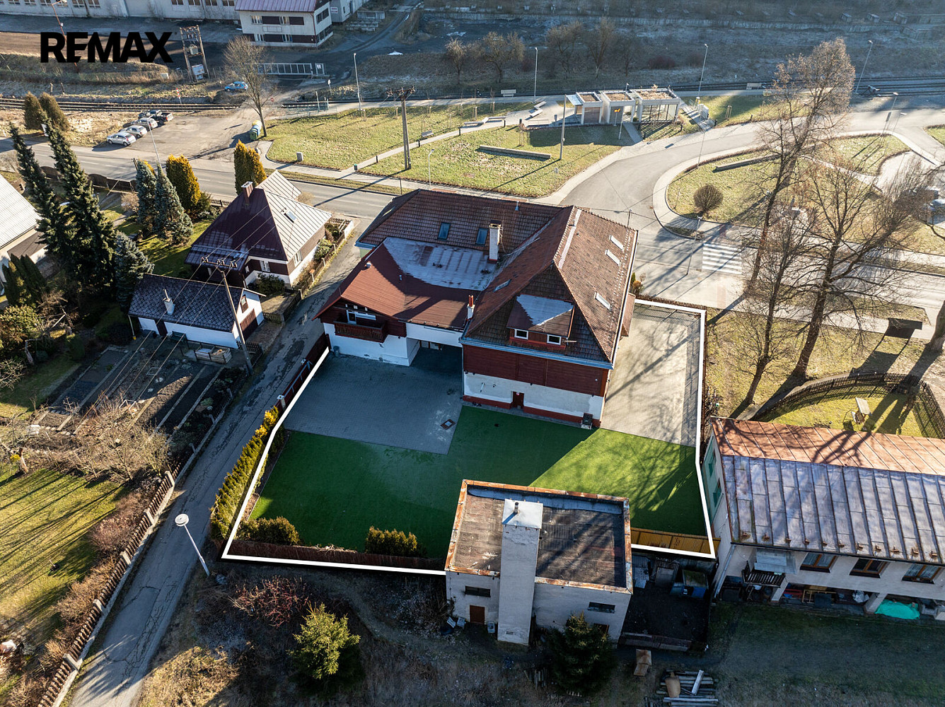 Prodej ubytovacího objektu 818 m² – fotografie 2