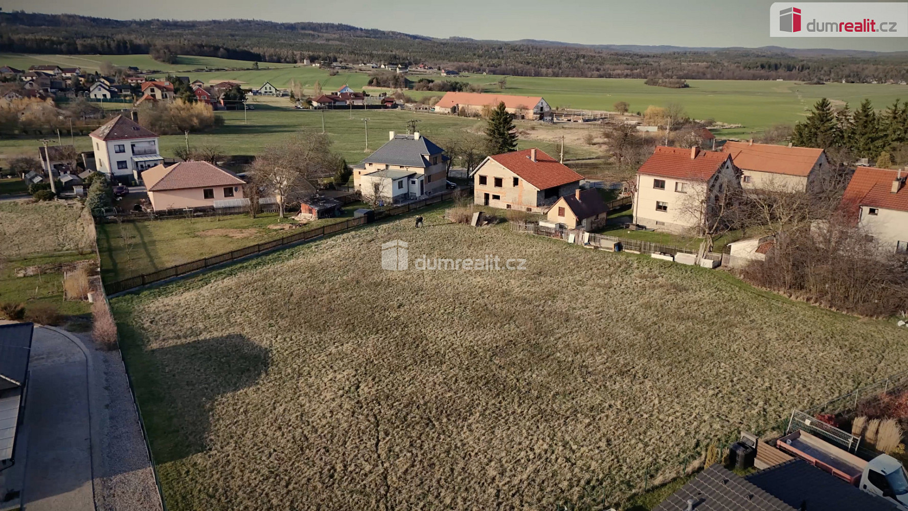 Prodej stavebního pozemku 4 212 m² – fotografie 2
