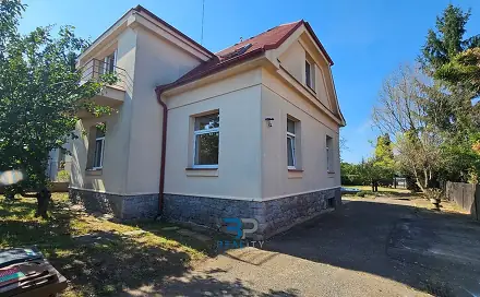 Prodej stavebního pozemku 950 m², Mladějovská, Praha 9 - Kbely