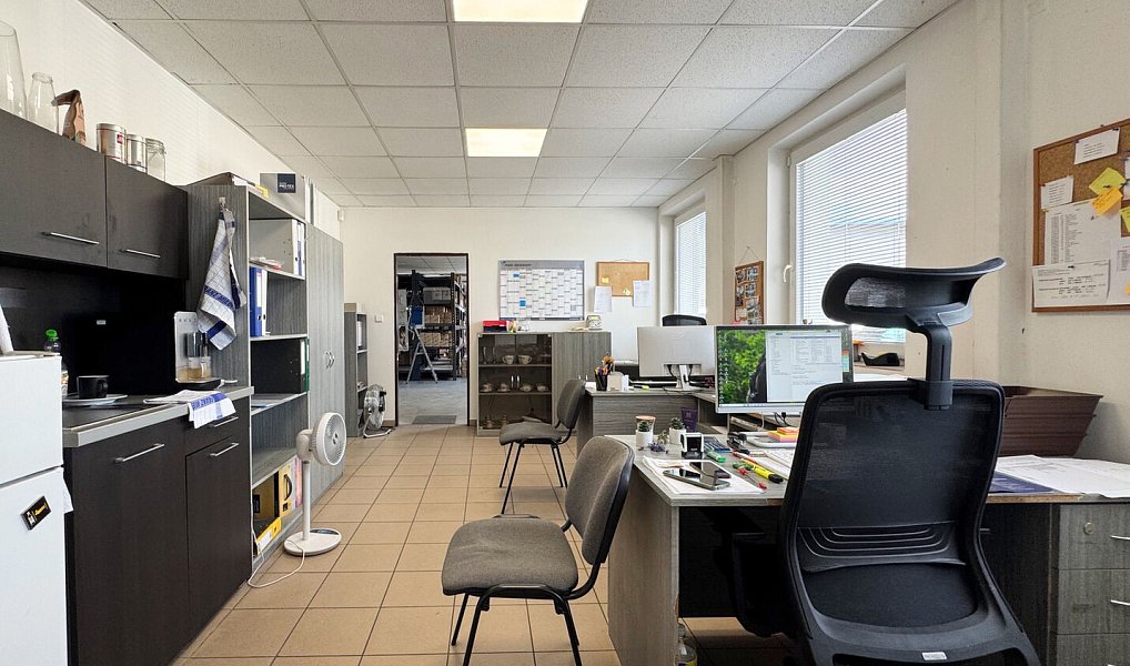 Pronájem skladovacích prostor 400 m², Bohumín – náhled fotky 11