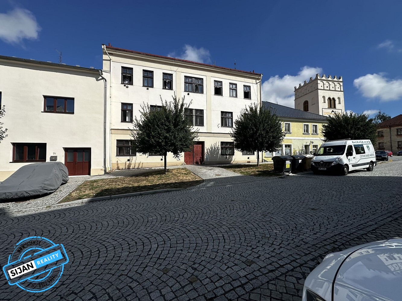 Pronájem bytu 3+kk 84 m²