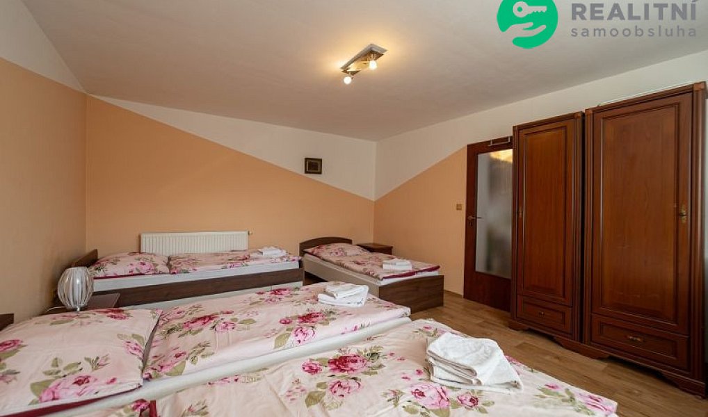 Prodej ubytovacího objektu 340 m², Brandýs nad Orlicí – náhled fotky 5