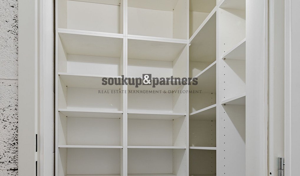 Prodej bytu 1+kk 37 m², Praha – náhled fotky 12