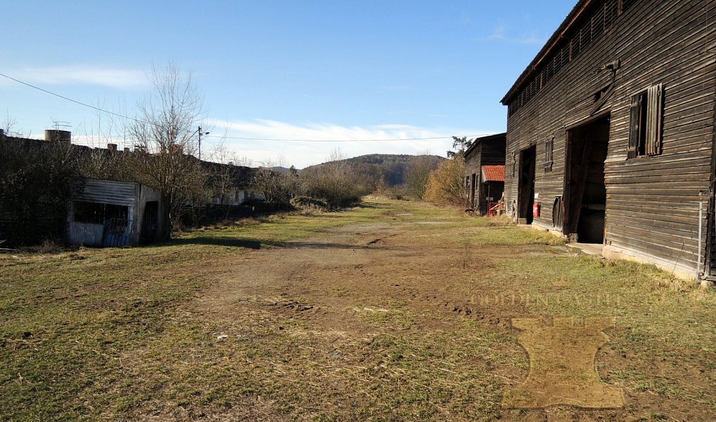 Prodej výrobních prostor 7 000 m², Dublovice – náhled fotky 20