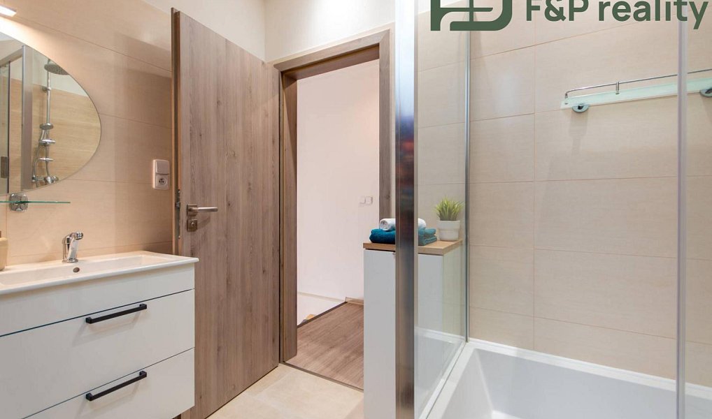 Prodej domu 100 m² s pozemkem 183 m², Všechlapy – náhled fotky 17