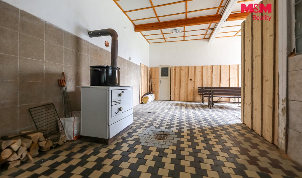 Prodej obchodních prostor 1 100 m², Černošín – náhled fotky 6