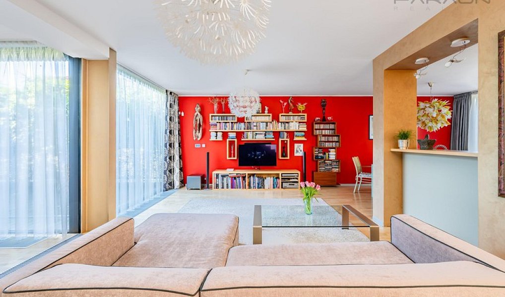 Prodej domu 268 m² s pozemkem 298 m², Praha – náhled fotky 3