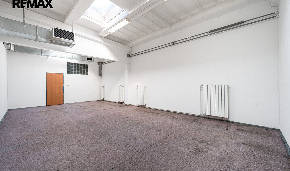 Prodej výrobních prostor 2 029 m², Olomouc – náhled fotky 24