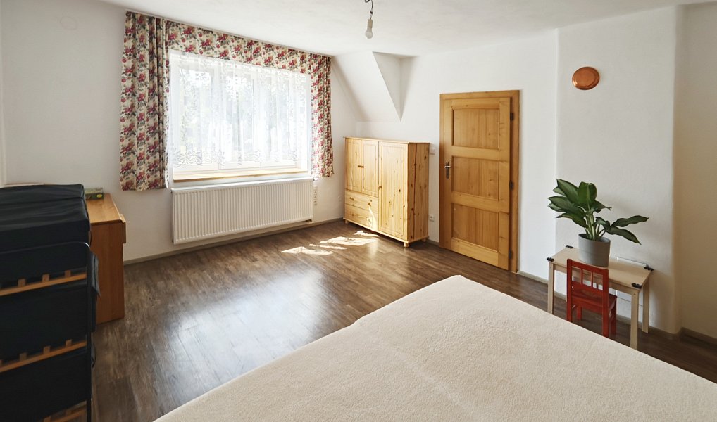 Pronájem domu 110 m² s pozemkem 21 000 m², Sněžné – náhled fotky 9