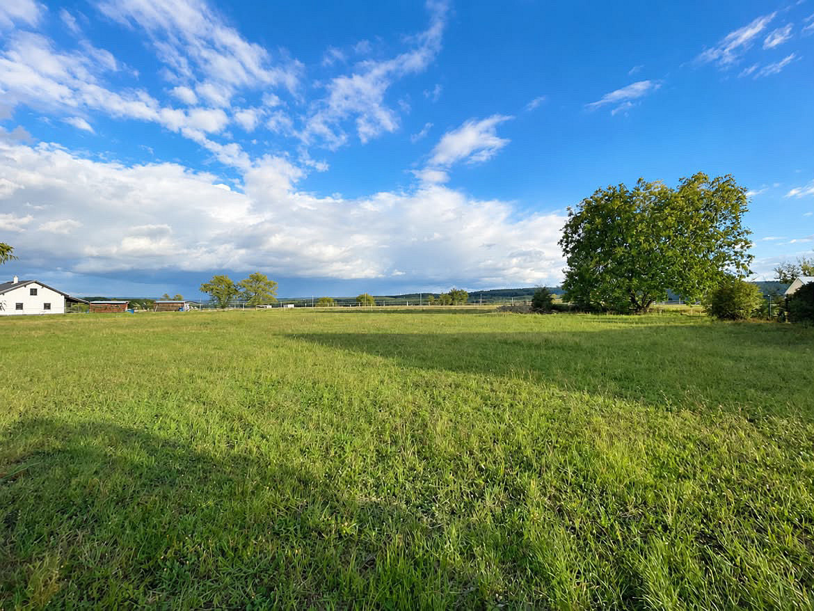 Prodej stavebního pozemku 1 162 m²
