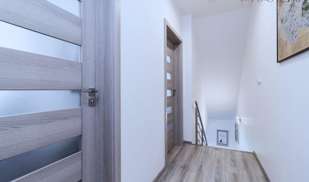 Prodej bytu 3+kk 85 m², Polerady – náhled fotky 9