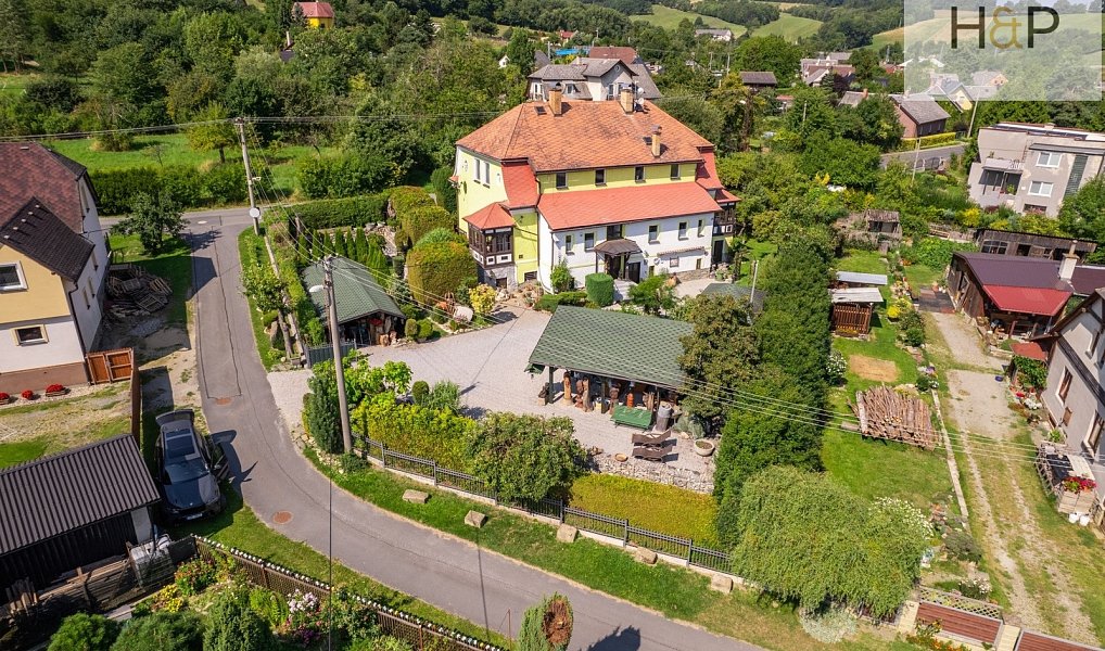 Prodej domu 300 m² s pozemkem 1 418 m², Libina – náhled fotky 2