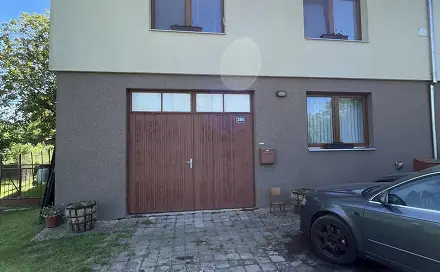 Dražba domu 196 m² s pozemkem 2 013 m², Lukov