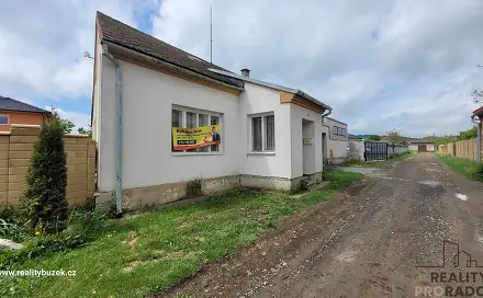 Prodej domu 110 m² s pozemkem 1 653 m², Cholina, okres Olomouc