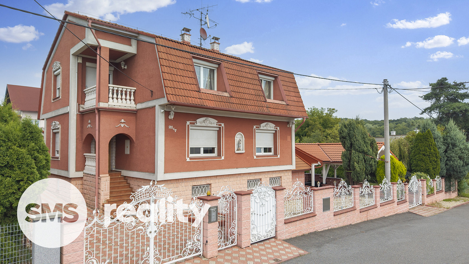 7 rooms, 220.0 m² in Ostrava