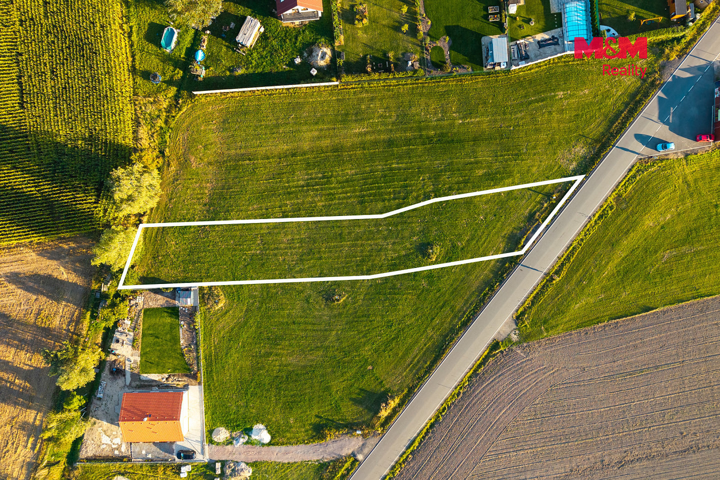 Prodej stavebního pozemku 1 442 m² – fotografie 3