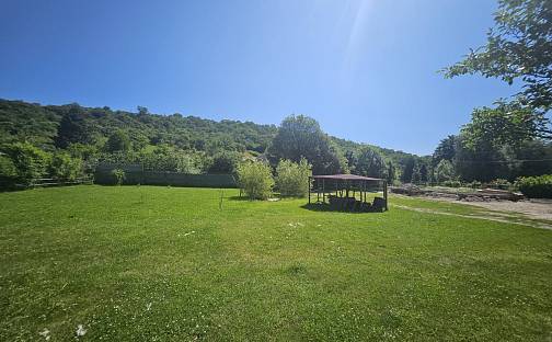 Prodej stavebního pozemku 1 483 m², Halenkovice, okres Zlín