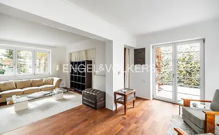 Pronájem domu 260 m² s pozemkem 629 m², Jižní I, Praha 4 - Záběhlice