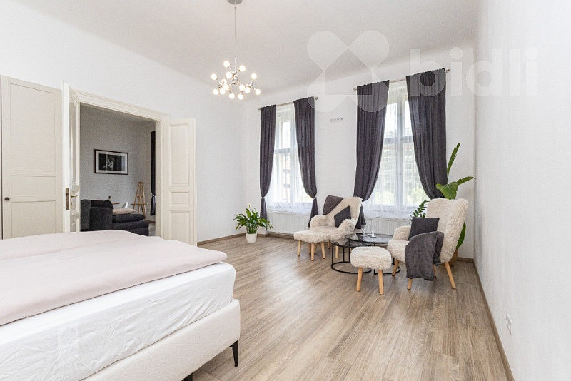 Pronájem bytu 2+kk 95 m² – fotografie 2