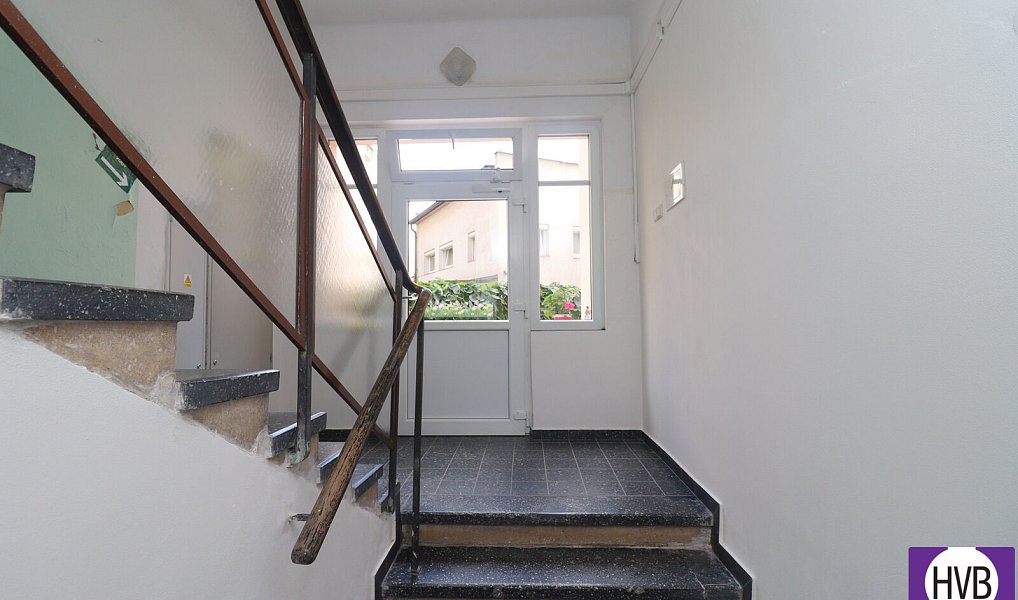 Pronájem bytu 2+kk 62 m², Praha – náhled fotky 8