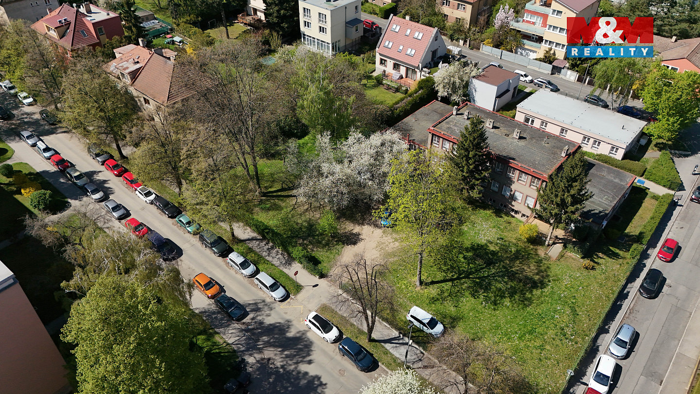 Prodej stavebního pozemku 591 m² — photo 3