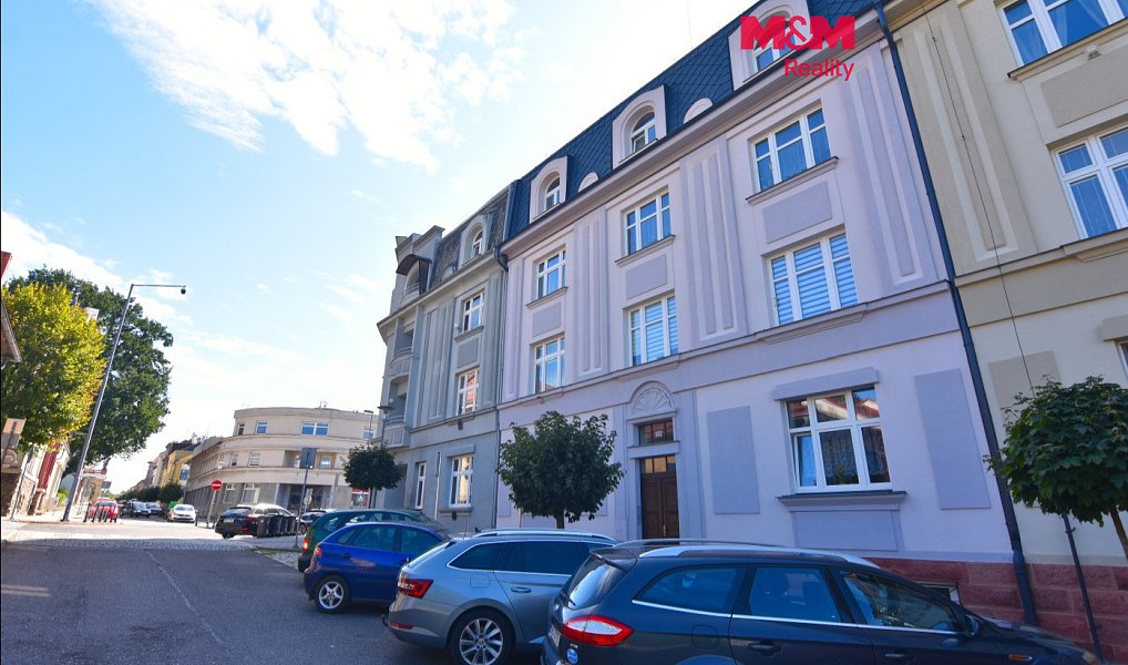 Pronájem bytu 1+1, 52 m², Valdické Předměstí - Jičín, Jičín