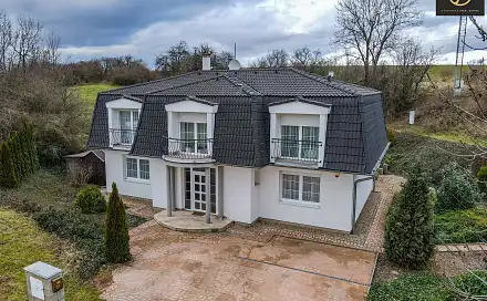 Prodej domu 305 m² s pozemkem 3 711 m², Neprobylice, okres Kladno