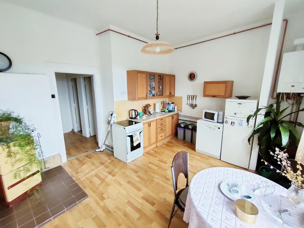 Pronájem bytu 2+1 65 m² — photo 3