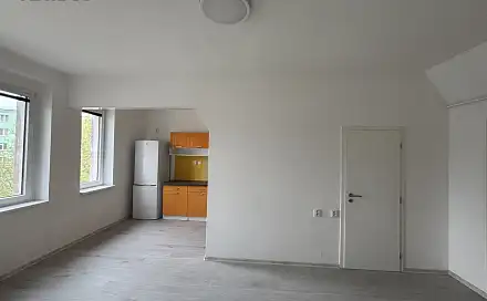 Pronájem bytu 3+kk 61 m²