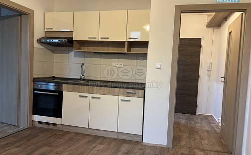 Pronájem bytu 2+kk 35 m², Palackého třída, Chrudim - Chrudim III